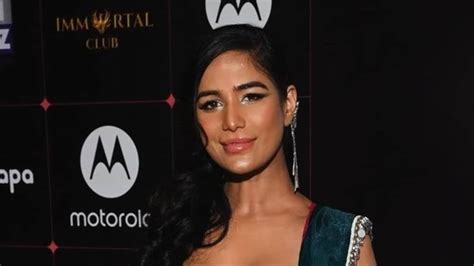 punam pandya|Poonam Pandey passes away at 32 due to cervical cancer